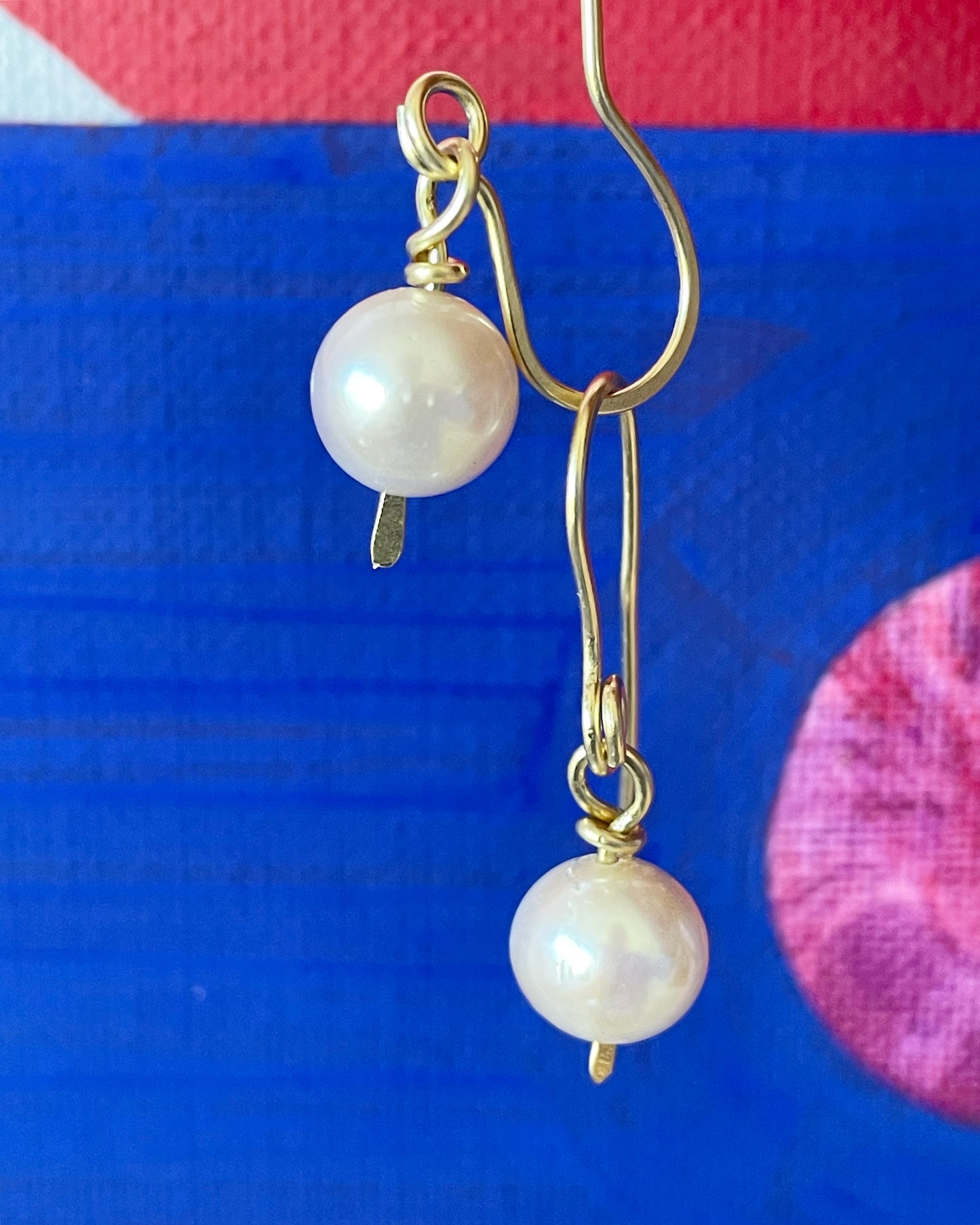 Lisa Walker pearl earrings